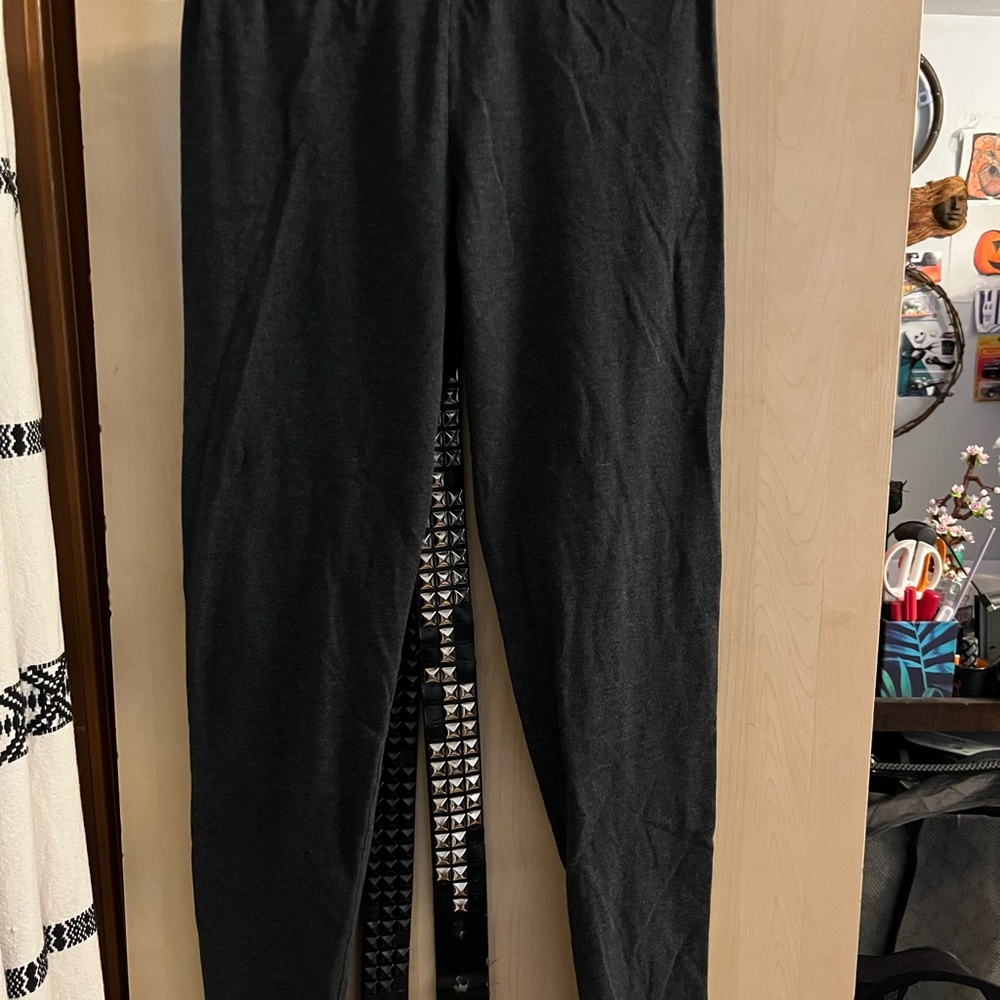 M - PINK VS leggings